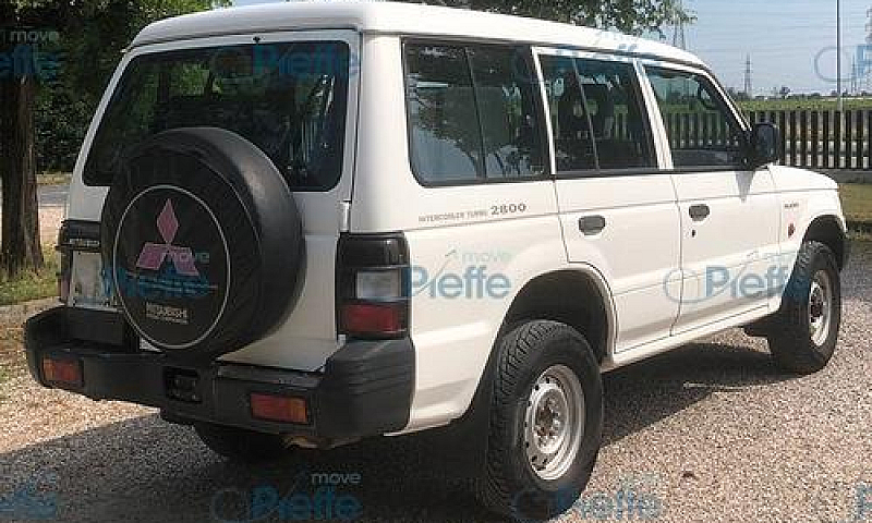 Mitsubishi Pajero 2....