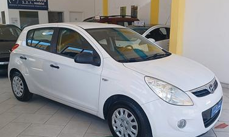 121188 Km Hyundai I2...