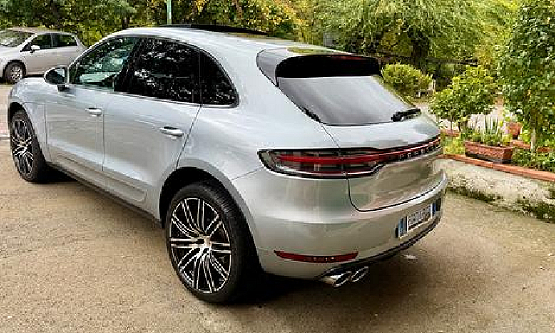 Porsche Macan 2.0...