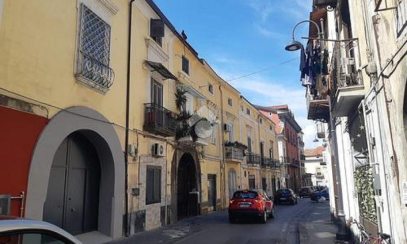 4 Locali A Nocera In...