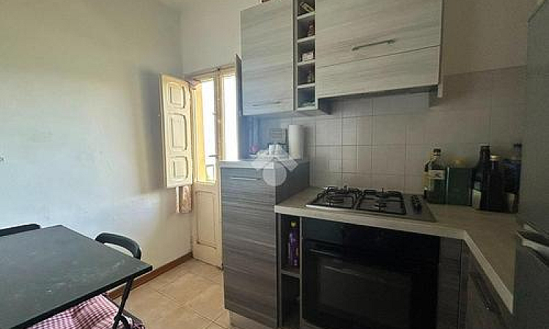 3 Locali A Perugia...