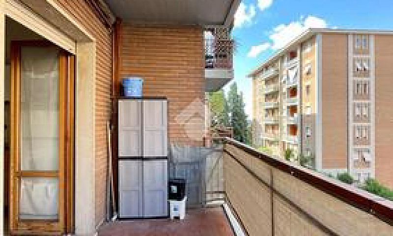3 Locali A Perugia...