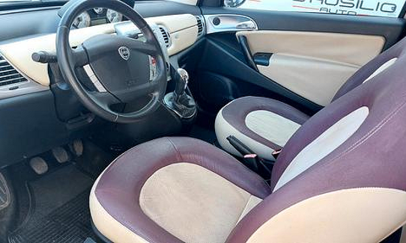 Lancia Ypsilon 1.3 M...
