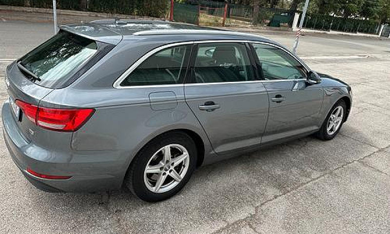 Audi A4 5ª Serie - S...