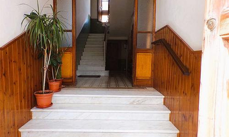 Chiaravalle- Casa Bi...