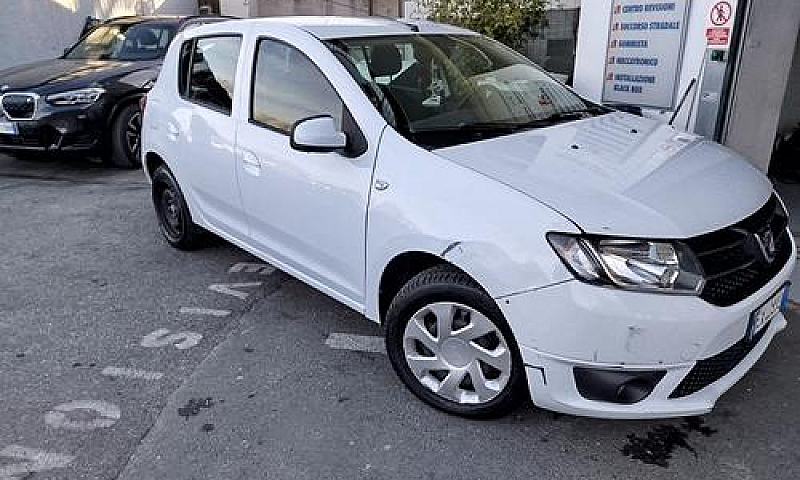 Dacia Sandero...