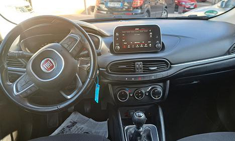 Fiat Tipo 1.6 Mjt Sw...
