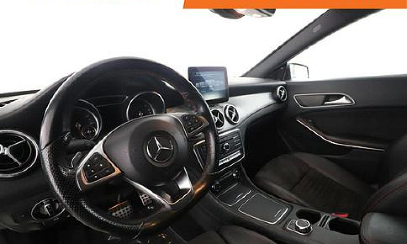 Mercedes-Benz Cla 20...