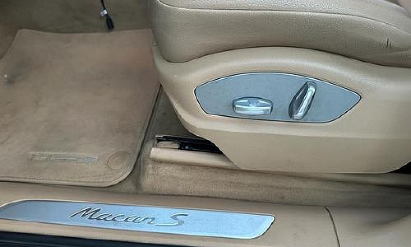 Porsche Macan 3.0 S ...