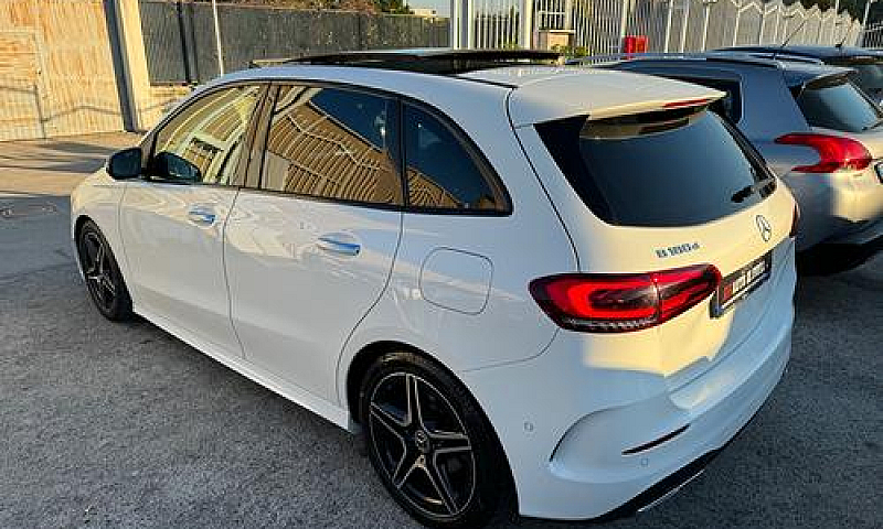Mercedes-Benz B 180D...