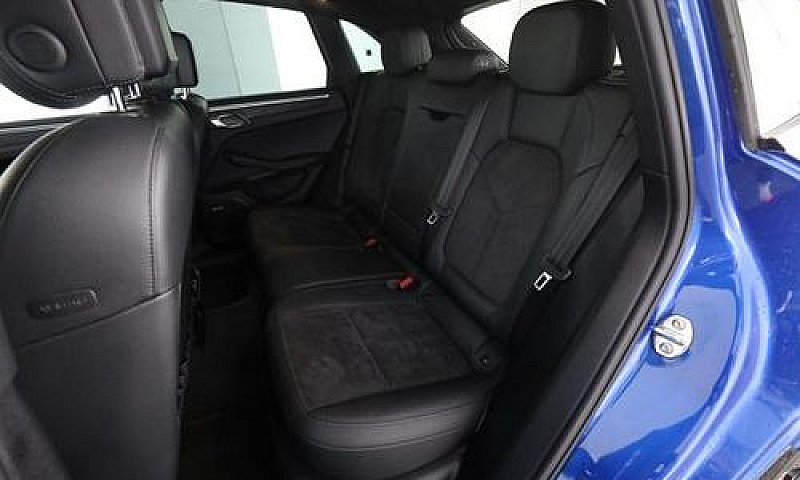 Porsche Macan Macan...
