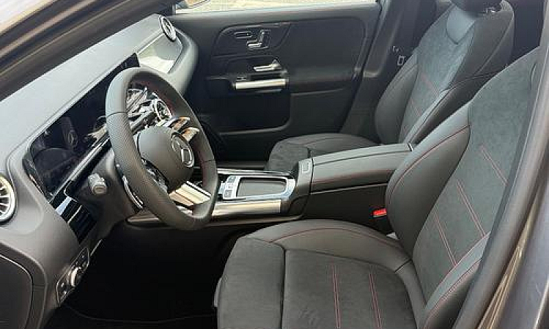Mercedes-Benz Gla 20...