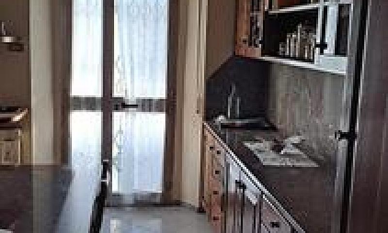 Appartamento 5 Vani...