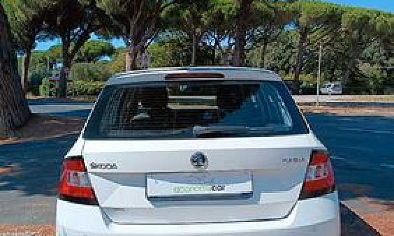 Skoda Fabia 1.0 Unic...