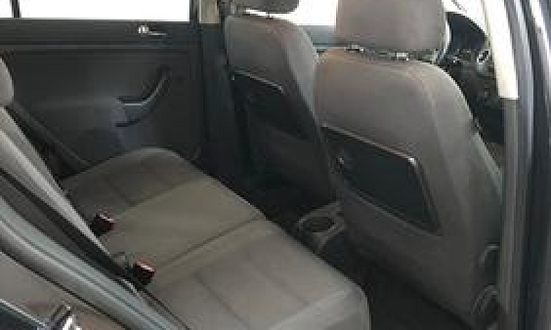Volkswagen Golf Plus...