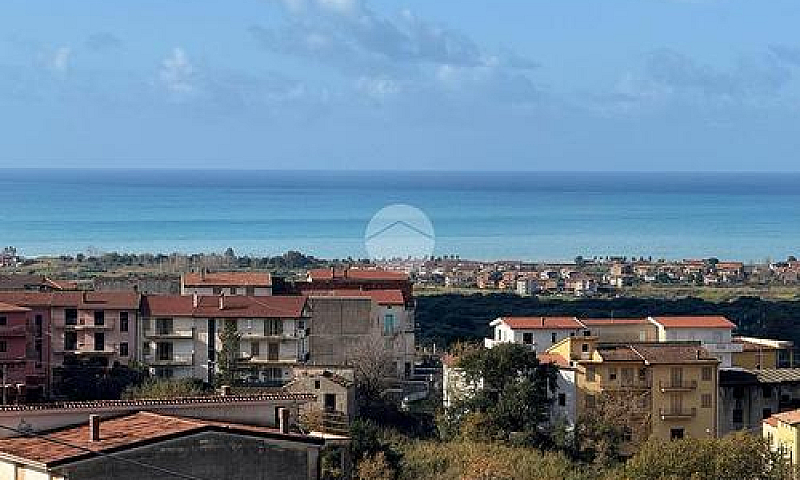 5 Locali A Santa Mar...