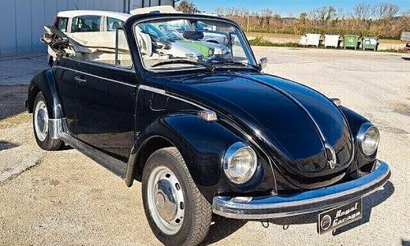 Volkswagen Maggiolon...