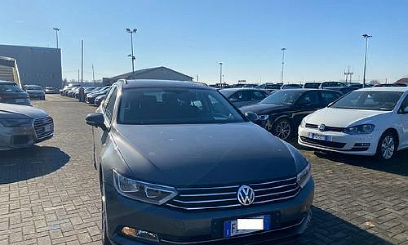 Volkswagen Passat Va...