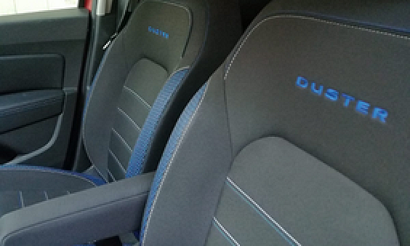 Dacia Duster 15Th An...