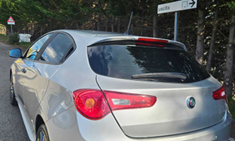 Alfa Romeo Giulietta...