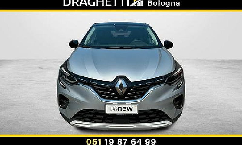 Renault Captur Plug-...
