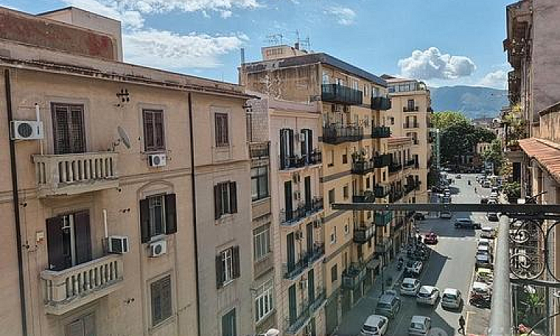 Via G.cusmano 4 Vani...