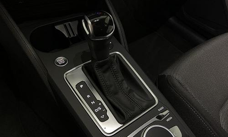 Audi Q2 35 2.0 Tdi S...