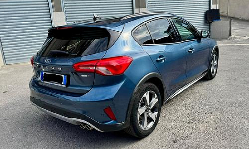 Ford Focus 1.0 Hybri...
