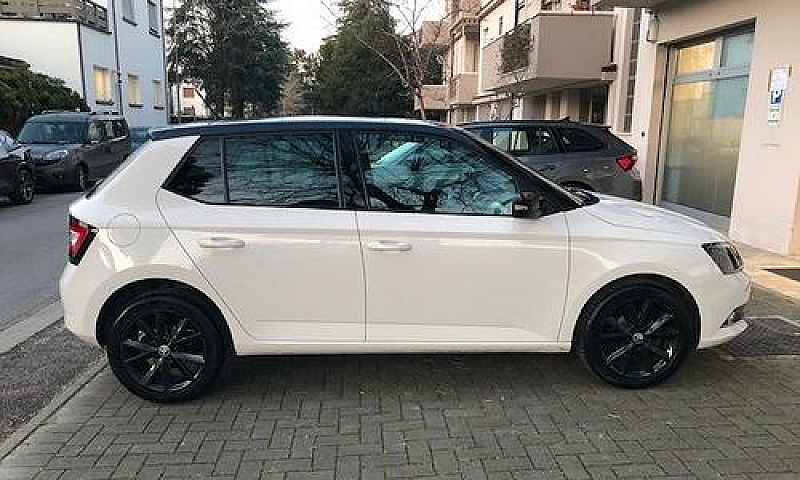 Skoda Fabia 1.0 Tsi ...