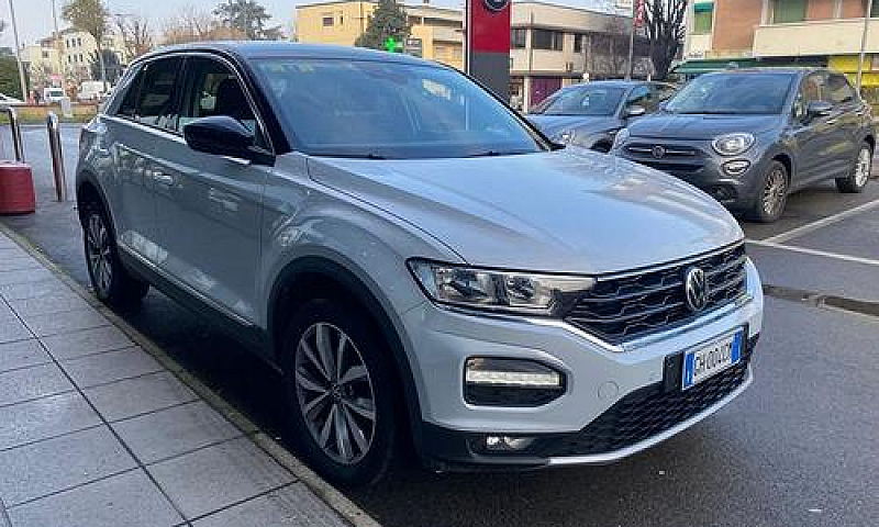 Volkswagen T-Roc 2.0...