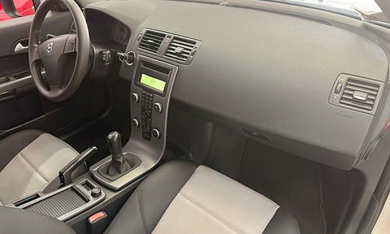 Volvo C30 1.6 D Kine...