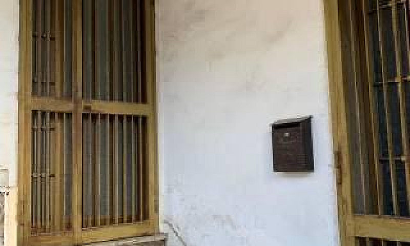 2 Appartamenti In Ca...