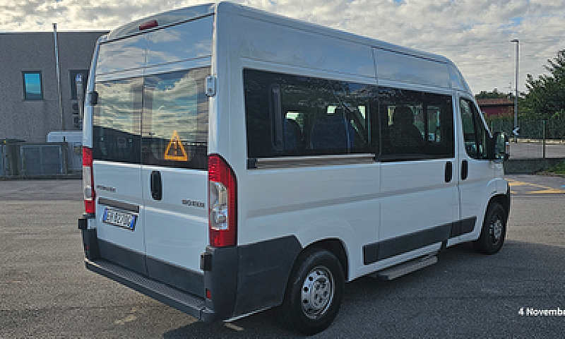 Peugeot Boxer 2.2Hdi...