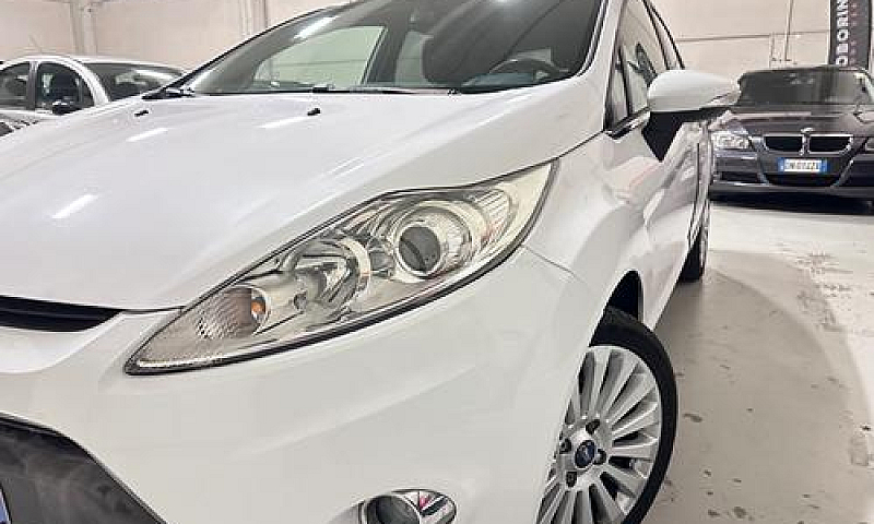 Ford Fiesta 1.2 82 C...