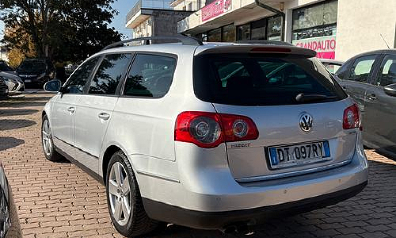 Volkswagen Passat 2....