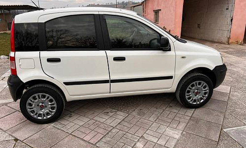 Panda 4 X 4 Gpl 2010...