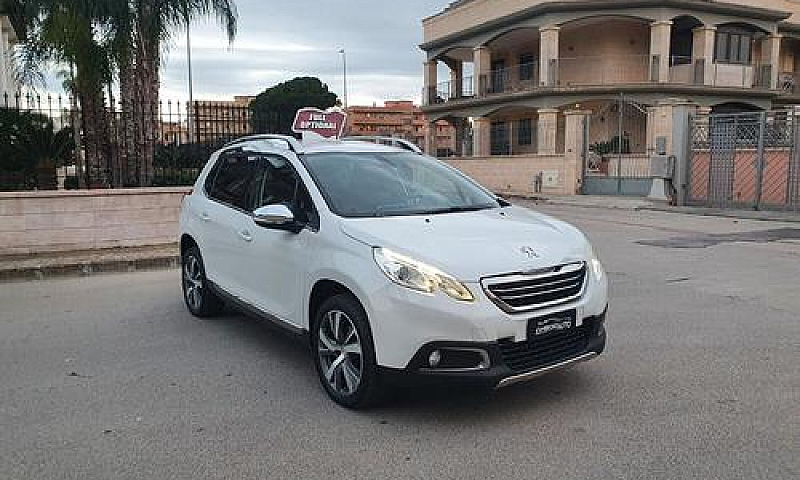 Peugeot 2008 1.6 E-H...