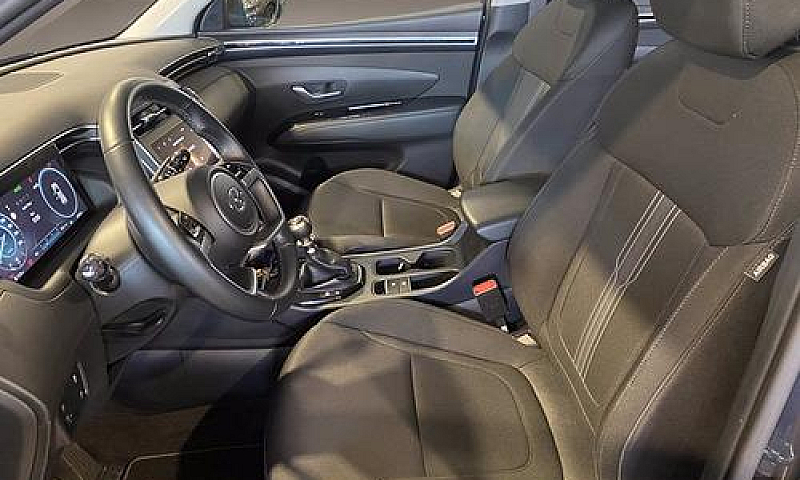 Hyundai Tucson...