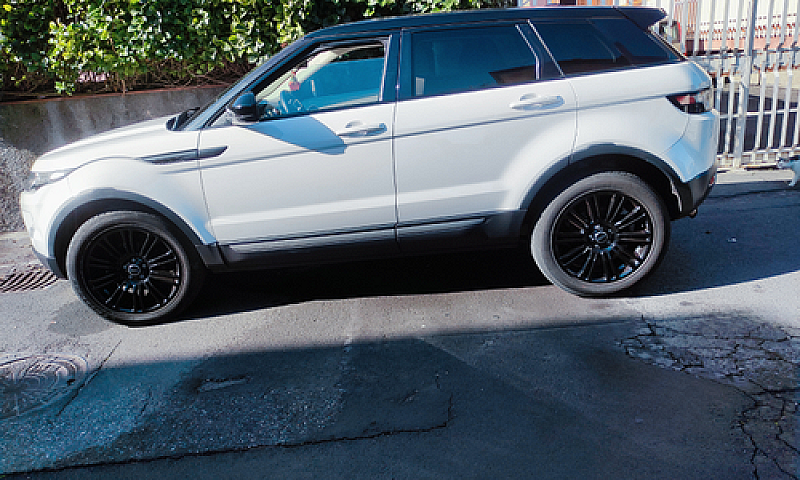 Range Rover Evoque 2...