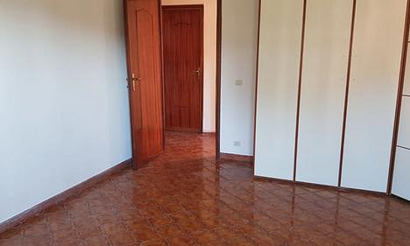 Ampio Appartamento A...