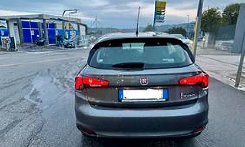 Fiat Tipo 2017 Hatch...