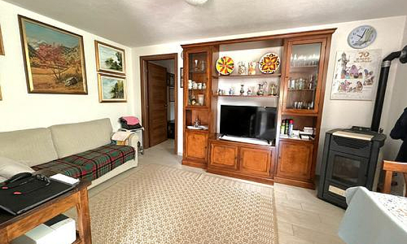 Bilocale A Ottava - ...