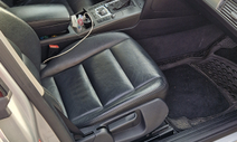 Audi A6...