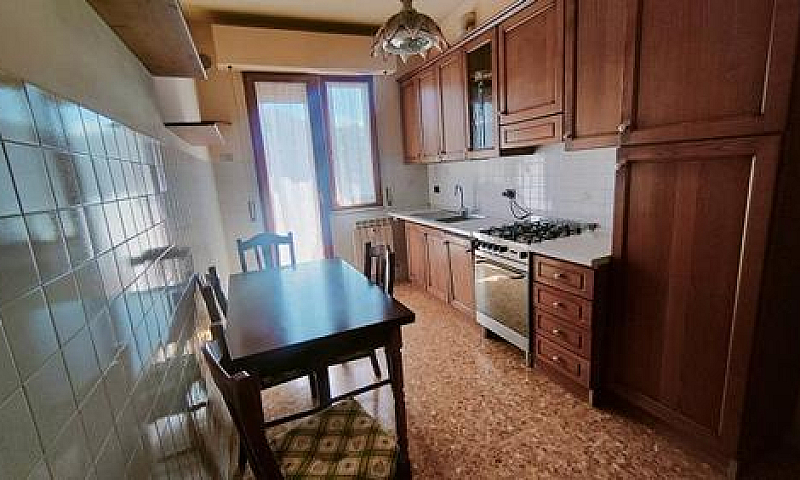 Ampio Appartamento I...