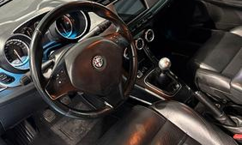 Alfa Romeo Giulietta...