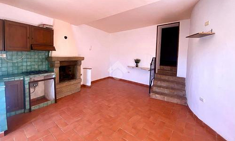 3 Locali A Farnese...