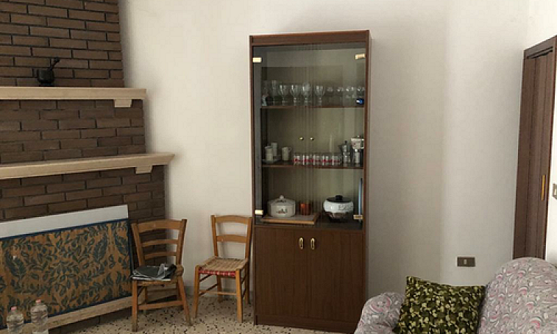 Casa Con Garage...
