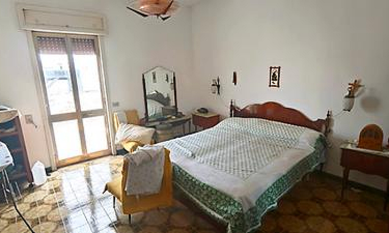 Casa Indipendente...