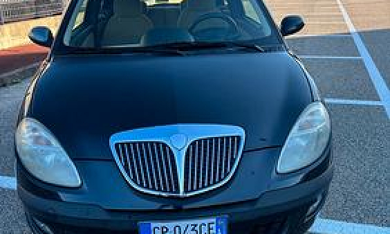 Lancia Ypsilon 1.2 1...