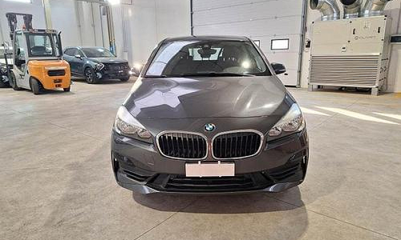 Bmw 225 Xe Active To...